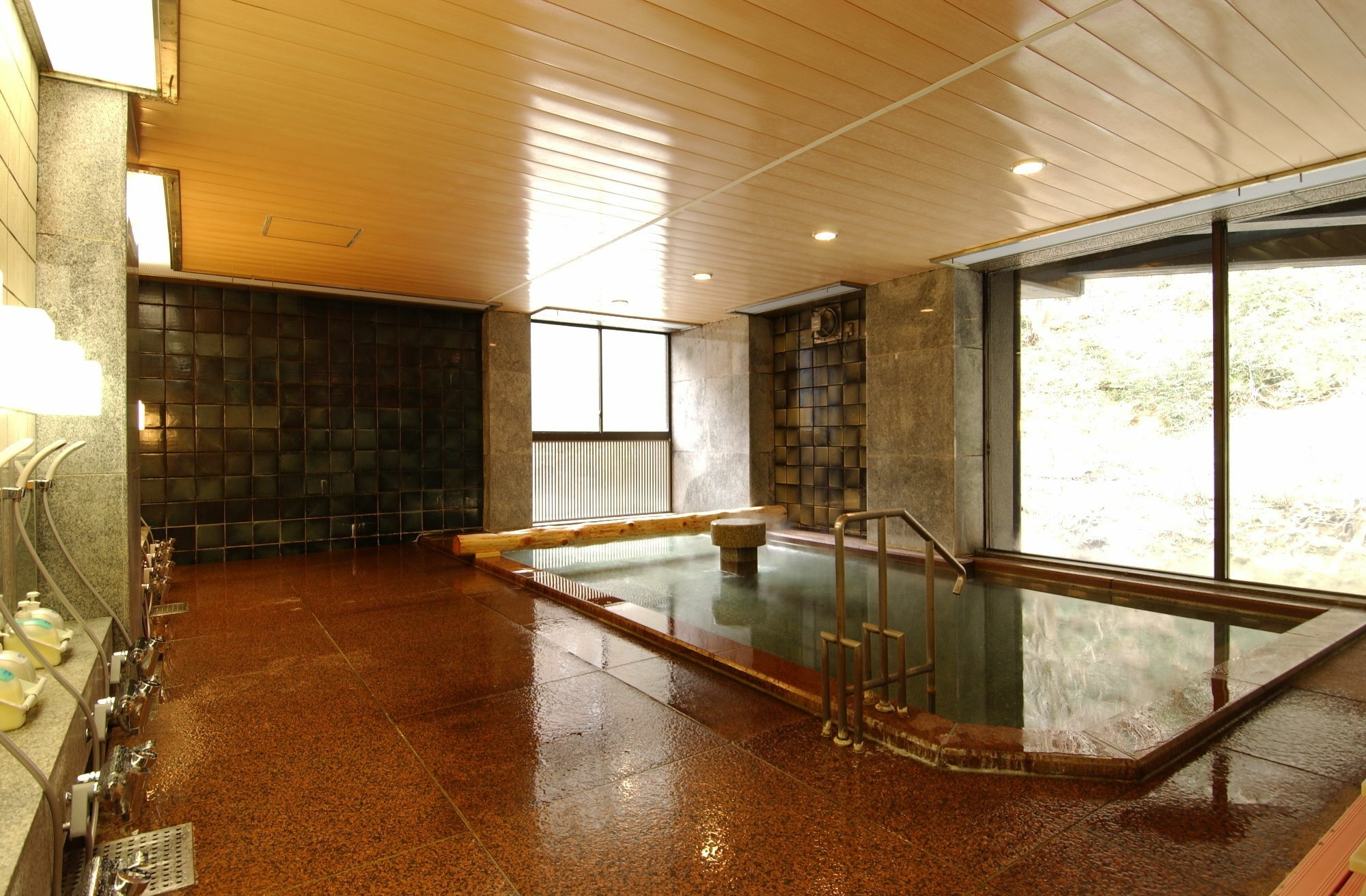 Harataki Hotel Айдзувакамацу Екстериор снимка